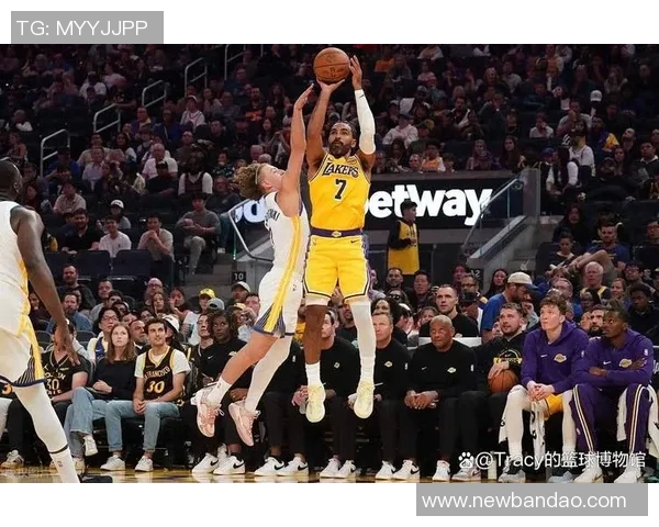 开拓者迎战湖人缺少詹姆斯和东契奇若真进步应当轻松取胜