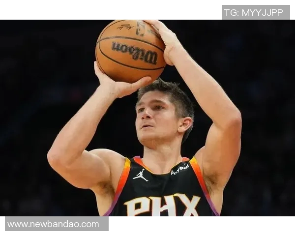 格雷森阿伦称赞布克传球能力称自己会积极跑位配合突破