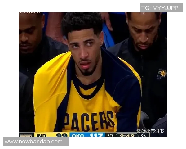 尽管努力拼搏戴维斯全场独得26分11篮板却难阻球队失利