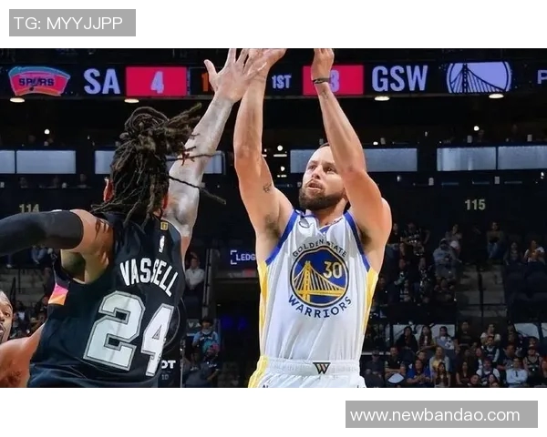 十年如一日库里在近十个赛季关键一投人选投票中八次领跑