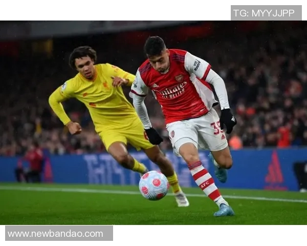 都体报道DV9肌肉伤情轻微周末联赛将以替补身份出战