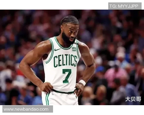 戈贝尔调侃杰伦布朗建议剃光头引发热议