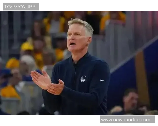 库巴挡拆战术再显威力科尔称赞两大球员关键时刻表现出色